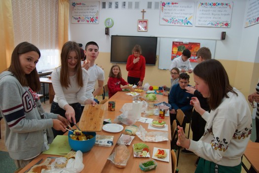 Zdrowe_jedzenie_klasy_4_8_17