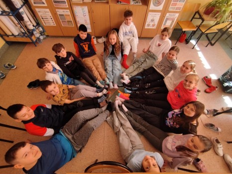 Dzien-kolorowej-skarpetki_11