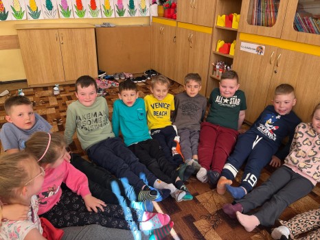 Dzien-kolorowej-skarpetki_8