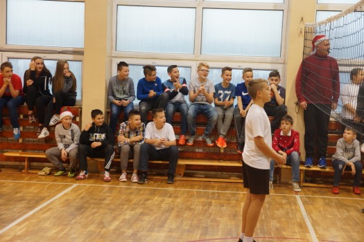 Mecz św Mikołaje kontra uczniowie 11