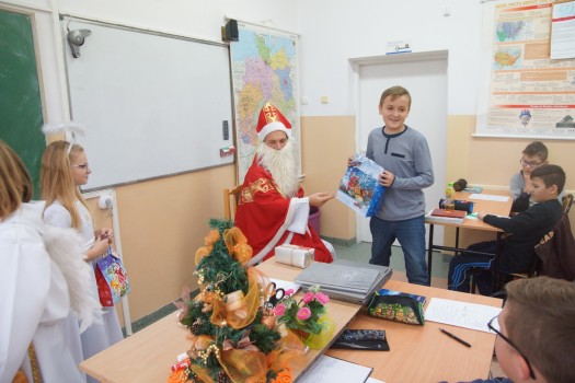 Wizyta Św Mikołaja w naszej szkole 14