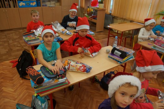 Wizyta Św Mikołaja w naszej szkole 16