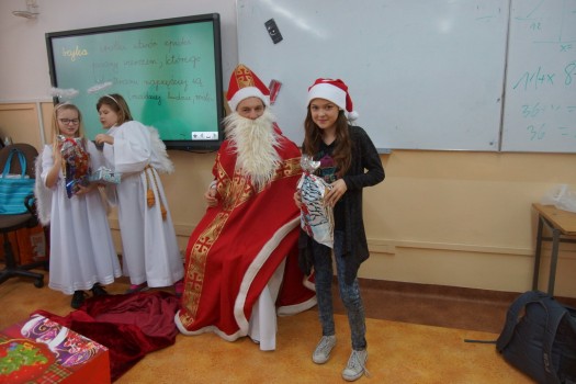 Wizyta Św Mikołaja w naszej szkole 19