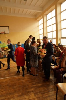 Pasowanie-pierwszaków-na-uczniów-2