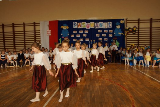 Pasowanie-pierwszaków-na-uczniów-8