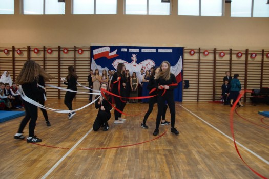 Święto-3-maja-akademia-39