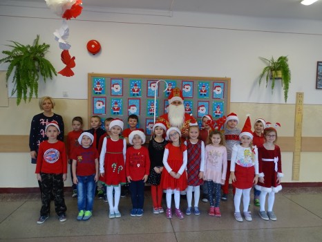 Wizyta Św. Mikołaj wnaszej szkole 19
