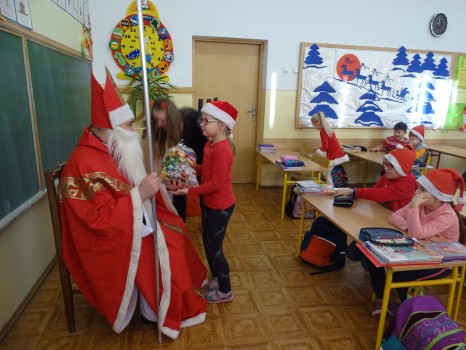 Wizyta Św. Mikołaj wnaszej szkole 35