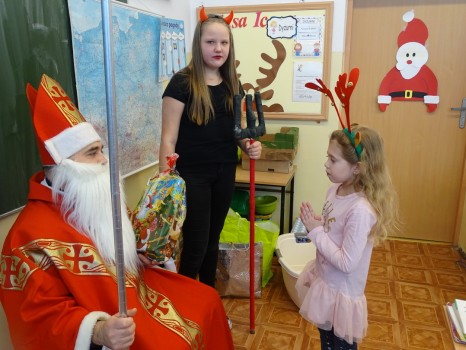 Wizyta Św. Mikołaj wnaszej szkole 38