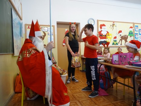 Wizyta Św. Mikołaj wnaszej szkole 40