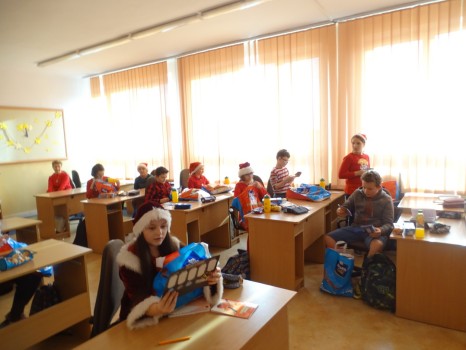 Wizyta Św. Mikołaj wnaszej szkole 6