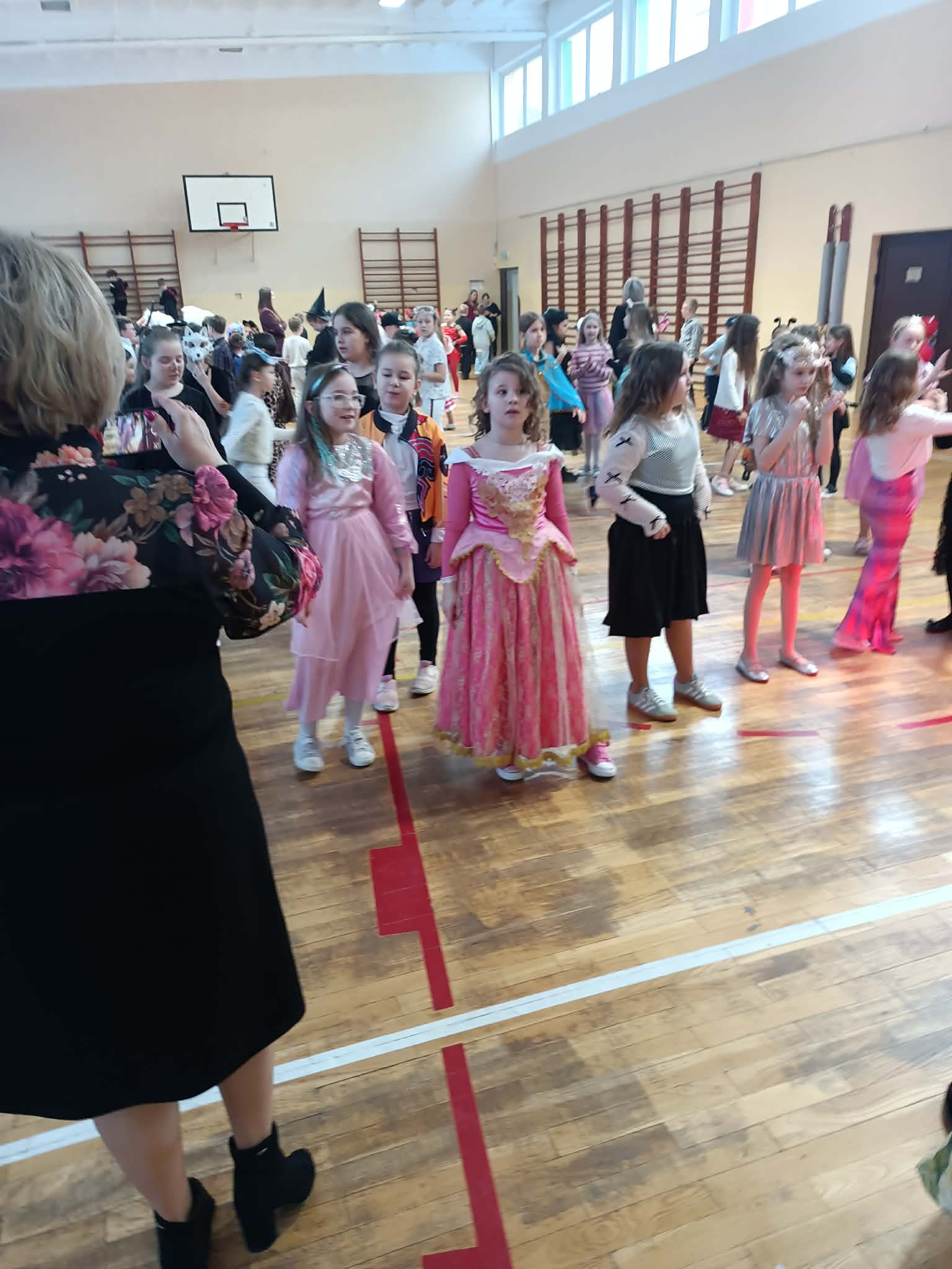 Bal karnawałowy klas 1-3