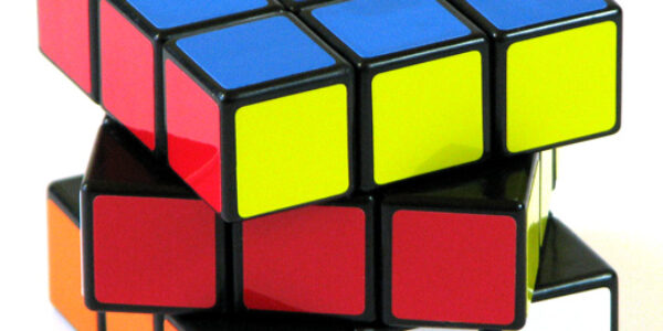 Arek Janik najszybszy w konkursie układania kostki Rubika