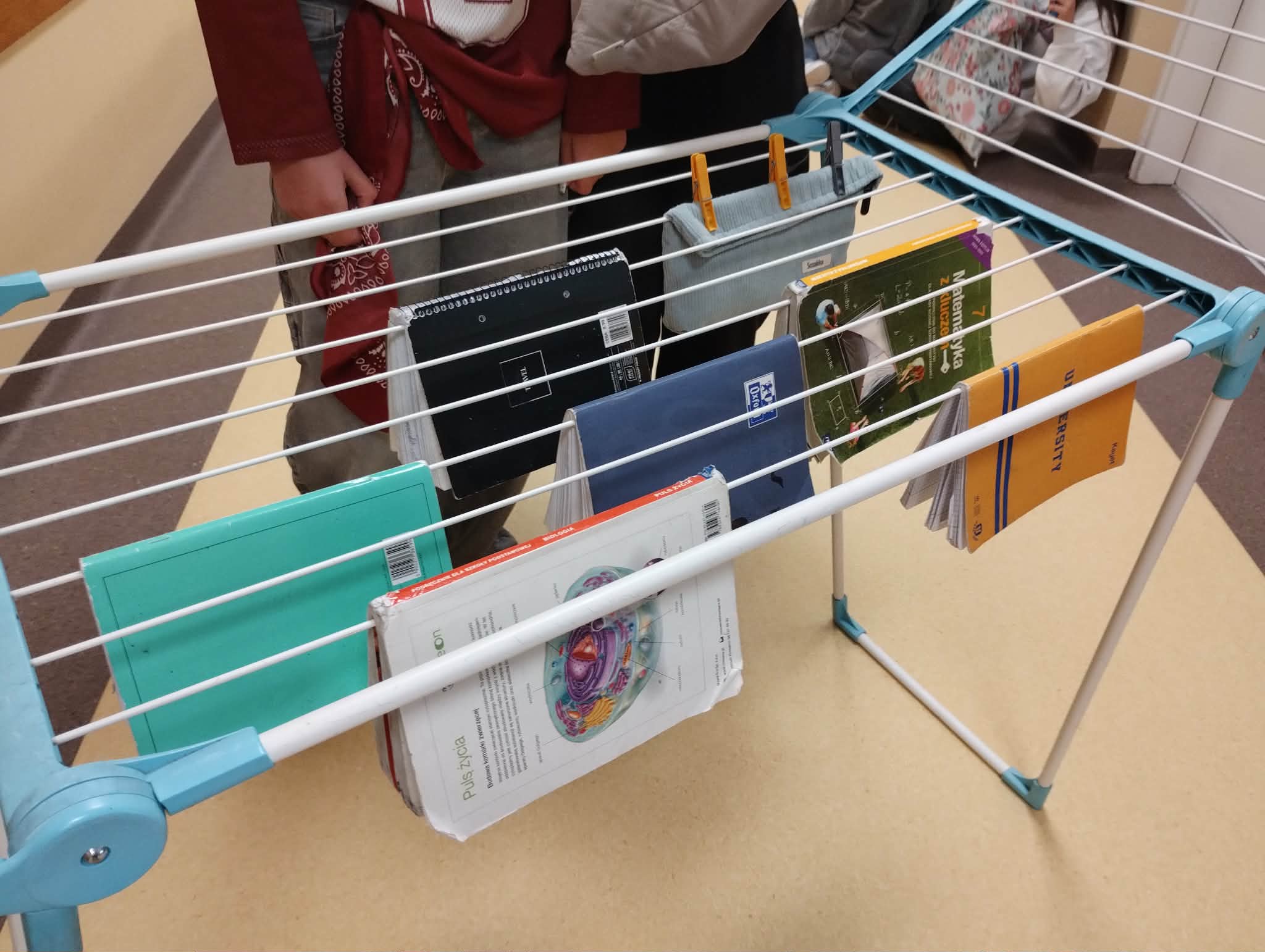 „Dzień na opak”, „Dzień kolorowej skarpetki” oraz „Dzień bez plecaka”